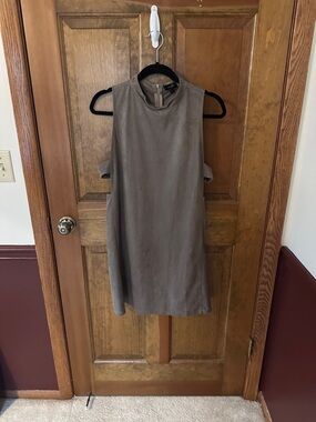 Sleeveless Mock Neck Women’s Top in Taupe